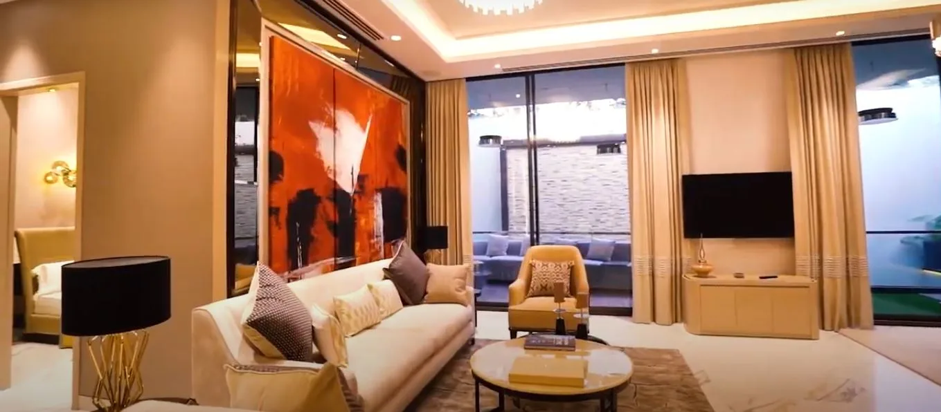 Luxury waiting room for sale in New Delhi