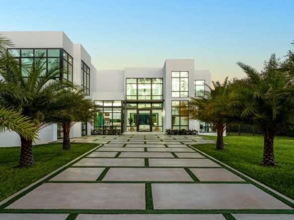 Homes For Sale in Miami