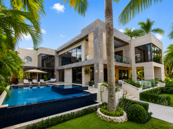 Luxury Homes for Sale in Miami