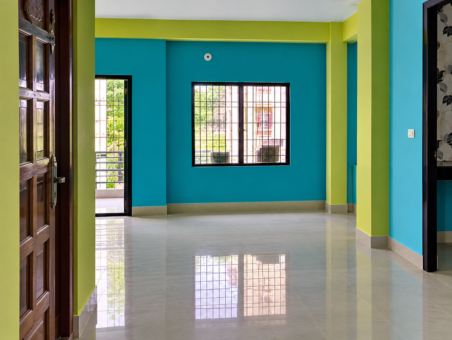 2 BHK Flat for Resale in Airport 2 Number Gate